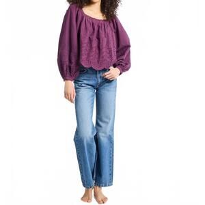 NEW MILLE maureen billowy sleeves top in plum eyelet